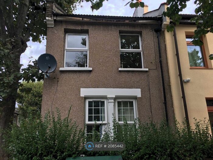2 Bedroom Flat To Rent In Odessa Road, London, E7