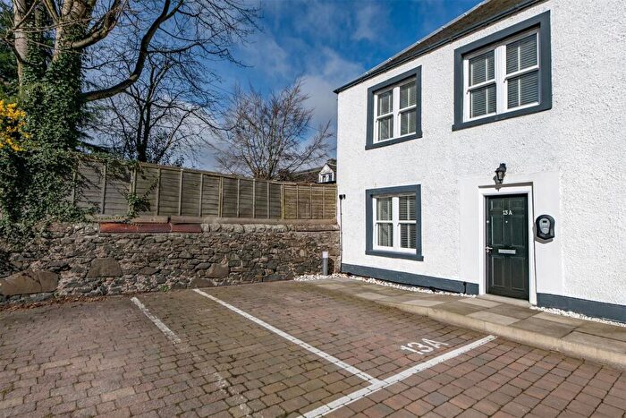 3 Bedroom Town House For Sale In A West Burnside, Dollar, FK14