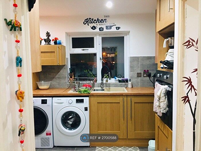 3 Bedroom Terraced House To Rent In Lynstede, Basildon, SS14