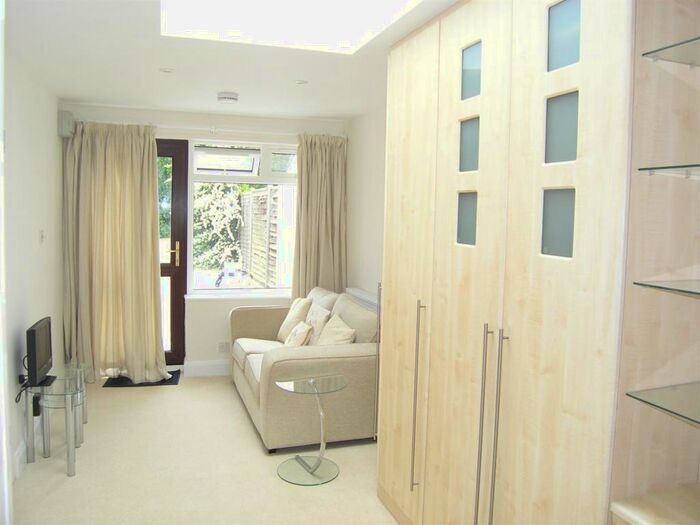 Studio To Rent In Ockham Road North, West Horsley, KT24