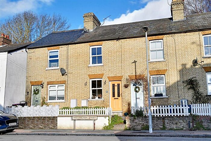 2 Bedroom Terraced House For Sale In Wellington Street, Hertford, SG14