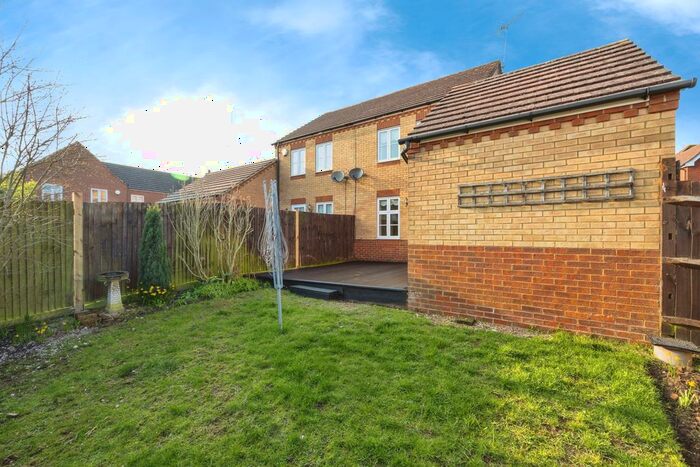 2 Bedroom Semi-Detached House For Sale In Aylesbury Road, Kennington, Ashford, Kent, TN25