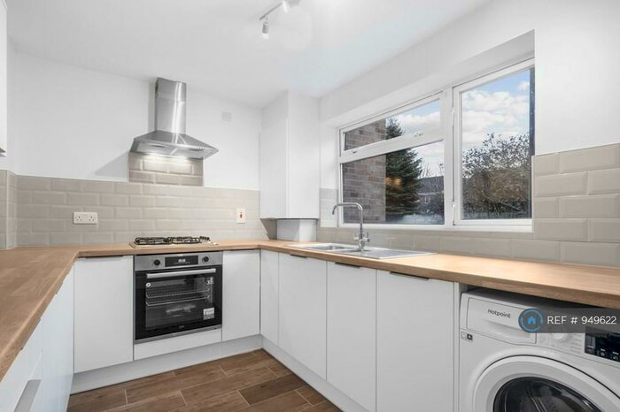 3 Bedroom Terraced House To Rent In Greswolde Drive, Birmingham, B24