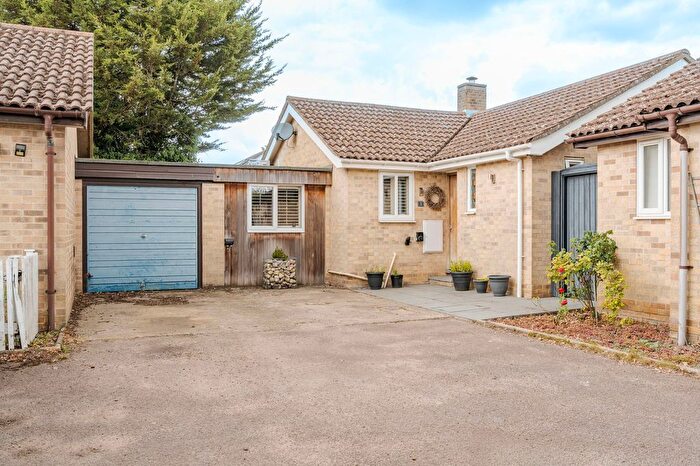 3 Bedroom Detached Bungalow For Sale In Maltings Close, Diss, IP22