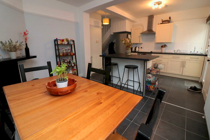 3 Bedroom Terraced House To Rent In Bishop Road, City Centre, Chelmsford, CM1