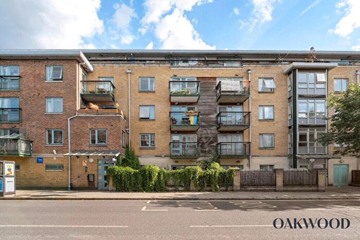 1 Bedroom Apartment For Sale In Brownswood Road, Hexton Court, N4