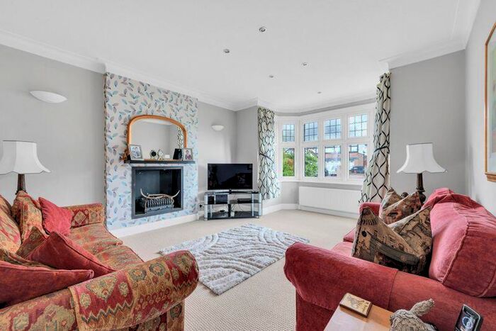 4 Bedroom Detached House To Rent In Highfield Road, Bickley, Bromley, BR1