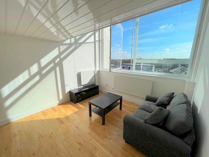 1 Bedroom Flat To Rent In Lee Street, Leicester, LE1