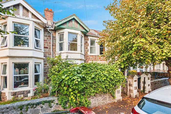 2 Bedroom Flat For Sale In Moorland Road, Weston-super-Mare, Somerset, BS23