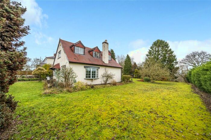 2 Bedroom Detached House For Sale In Smestow, Swindon, Dudley, Staffordshire, DY3