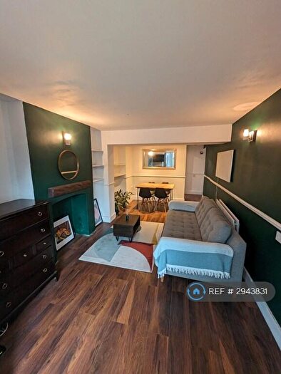 2 Bedroom Flat To Rent In Kent House Road, London, SE26
