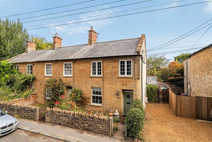 3 Bedroom Semi-Detached House For Sale In Compton Road, South Petherton, TA13