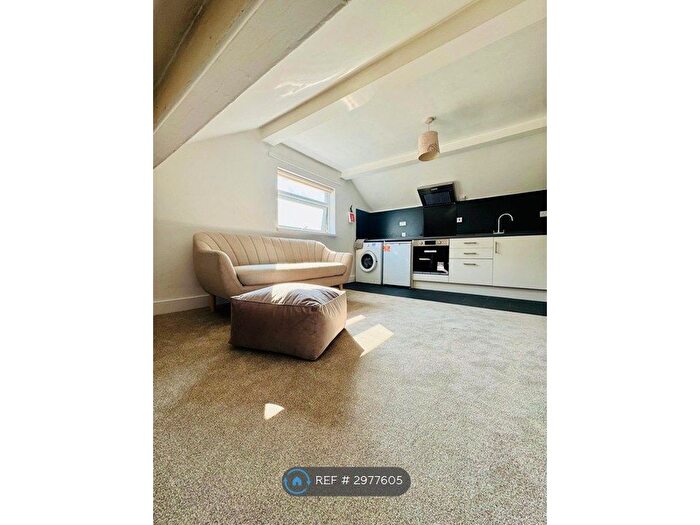 Studio To Rent In Albert Terrace, Newcastle Under Lyme, ST5