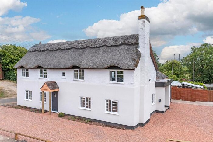 5 Bedroom Detached House For Sale In Grimley, Worcester, WR2