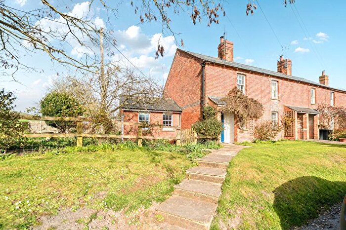 2 Bedroom End Of Terrace House For Sale In Alton Priors, Marlborough, SN8