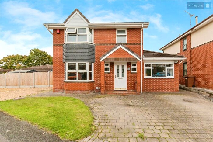 3 Bedroom Detached House For Sale In Acorn Bank Close, Crewe, Cheshire, CW2