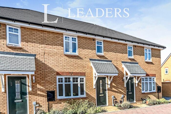 3 Bedroom End Of Terrace House To Rent In Lavender Lane, Wixams, MK42