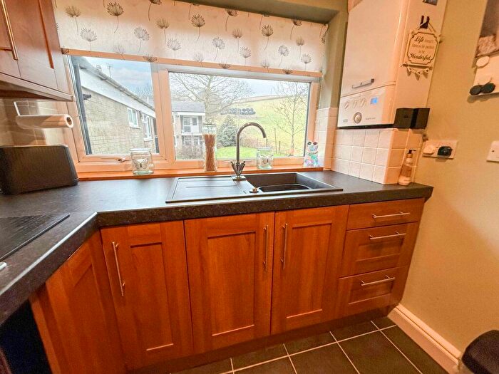 2 Bedroom Flat For Sale In Grange Road, Whitworth, Rochdale, OL12