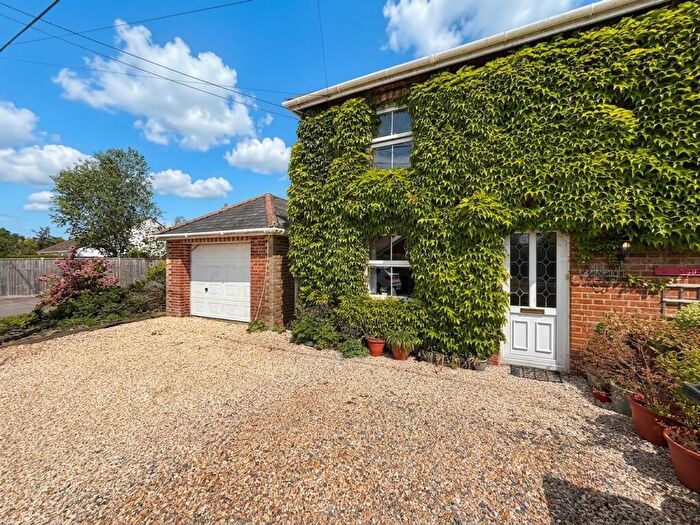 2 Bedroom Semi-Detached House For Sale In Slab Lane, Woodfalls, SP5