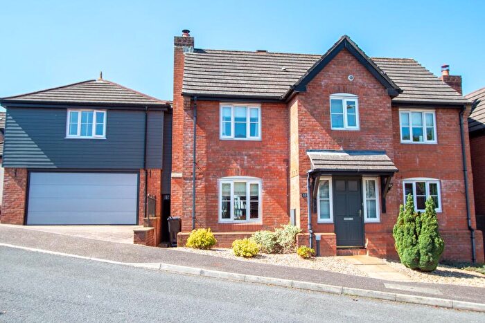 5 Bedroom Detached House For Sale In Glen Farm Crescent, Honiton, EX14