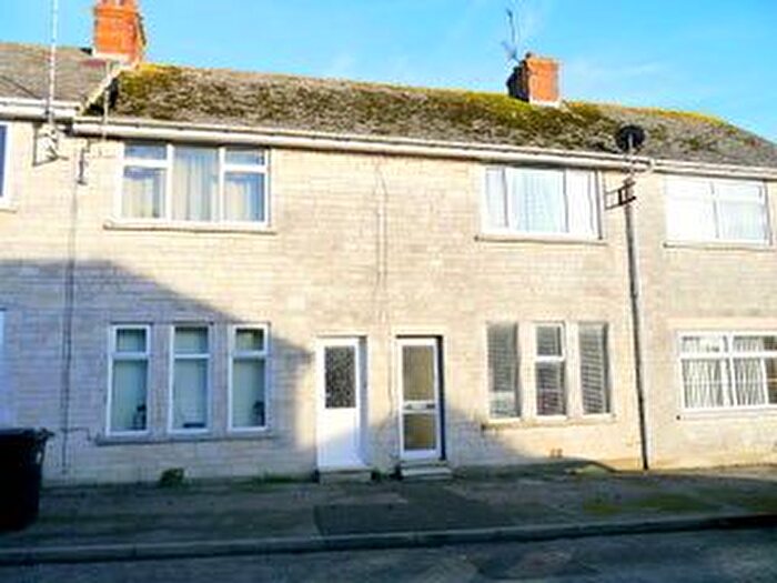 3 Bedroom Terraced House To Rent In Augusta Road, Portland, DT5