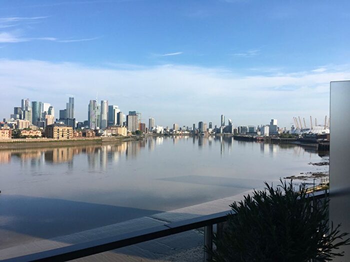 3 Bedroom Flat For Sale In River Gardens Walk, London, SE10