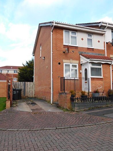 2 Bedroom End Of Terrace House To Rent In , East Kilngate Place, Edinburgh, EH17