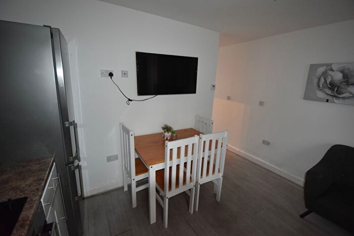 1 Bedroom Terraced House To Rent In Bow Street, Middlesbrough, TS1