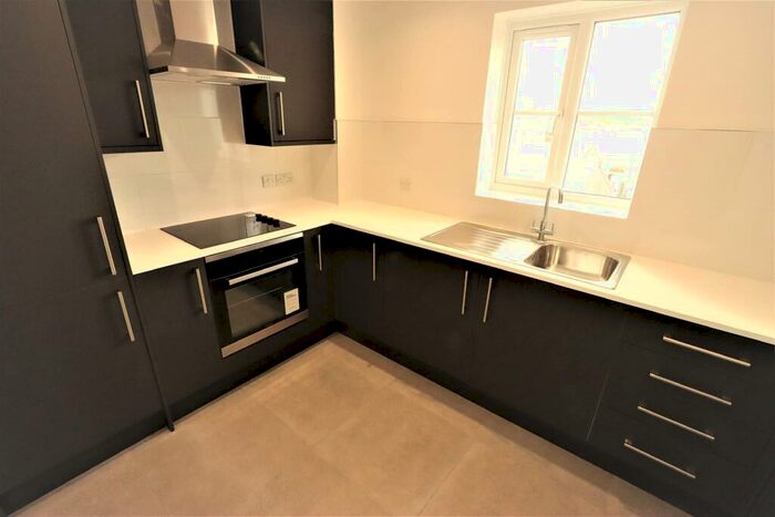 2 Bedroom Apartment To Rent In Aspen Grove, GU12