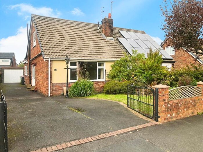 3 Bedroom Semi-Detached House For Sale In Dorchester Road, Garstang, Preston, Lancashire, PR3