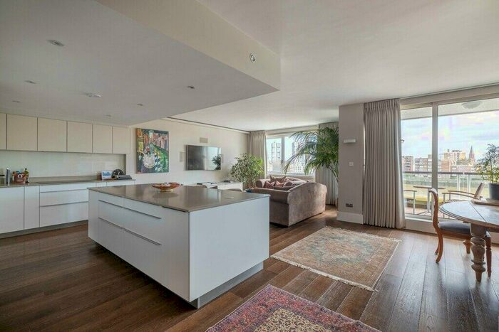 3 Bedroom Apartment To Rent In Chelsea Harbour, Chelsea, SW10