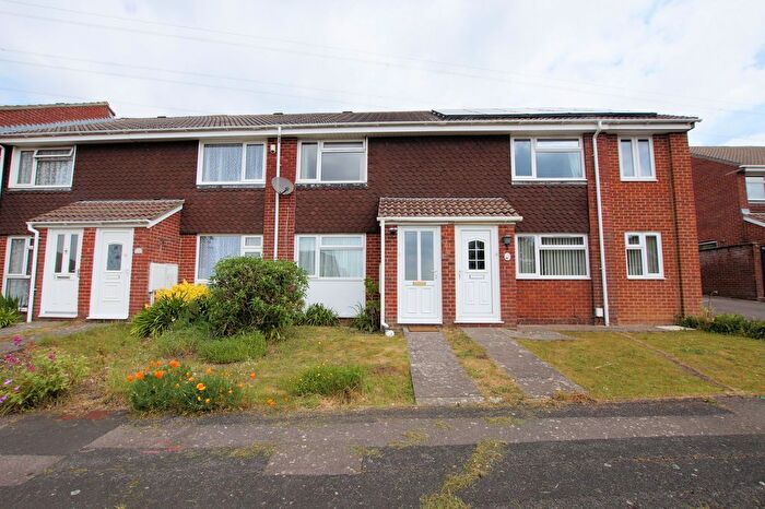 2 Bedroom Terraced House For Sale In Waltham Close, Portchester, PO16