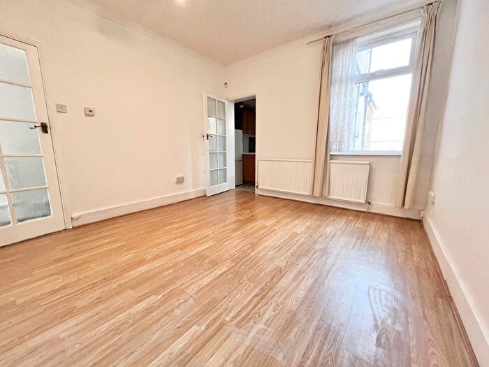 4 Bedroom Terraced House To Rent In Clarence Road, Enfield, EN3