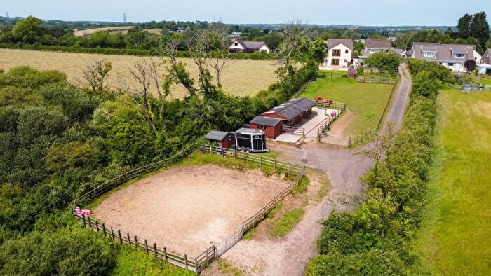 4 Bedroom Smallholding For Sale In Cold Inn, Kilgetty, SA68