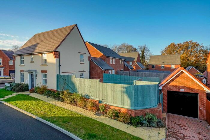 3 Bedroom Detached House To Rent In Grayling Grove, Hemel Hempstead, Unfurnished, Available Now, HP2