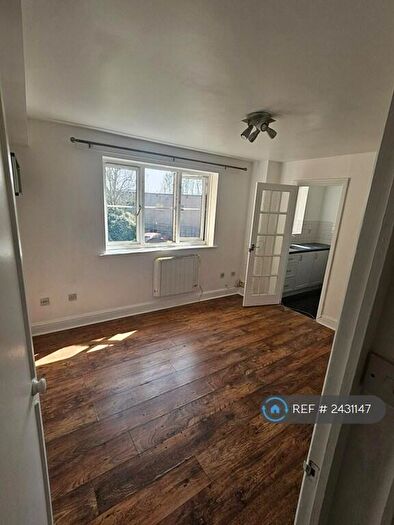 Studio To Rent In Russet House, Grays, RM17