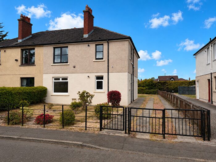 2 Bedroom Flat For Sale In Johnston Avenue, Stenhousemuir, Larbert, Stirlingshire, FK5
