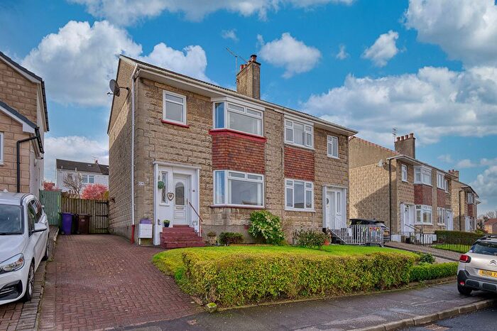 3 Bedroom Semi-Detached House For Sale In Brunton Street, Cathcart, Glasgow, G44