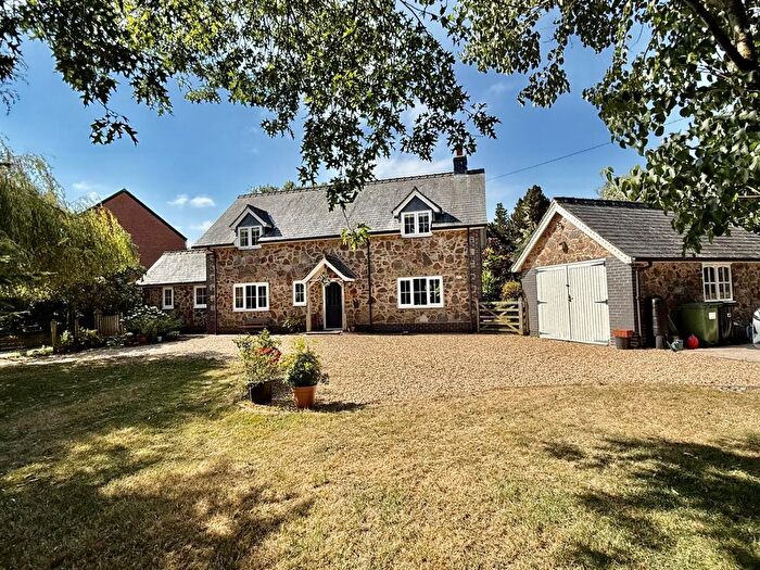 3 Bedroom Detached House For Sale In Bwlch Y Cibau, Llanfyllin, SY22