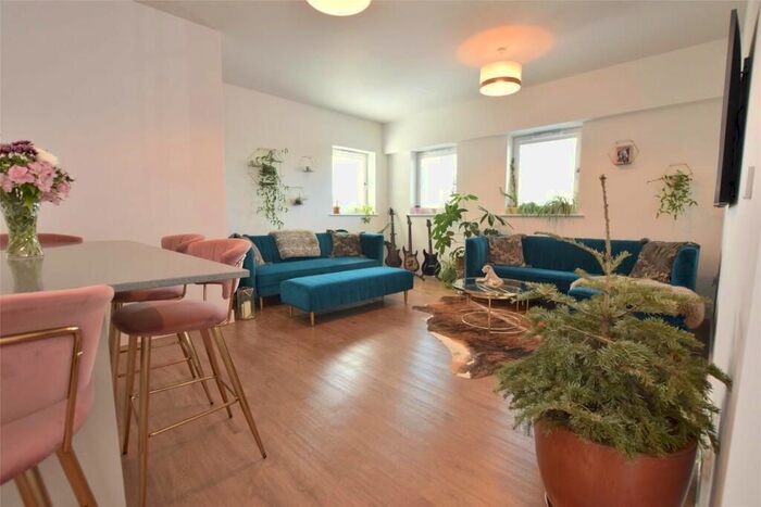 1 Bedroom Flat For Sale In Holgate Road, York, YO24