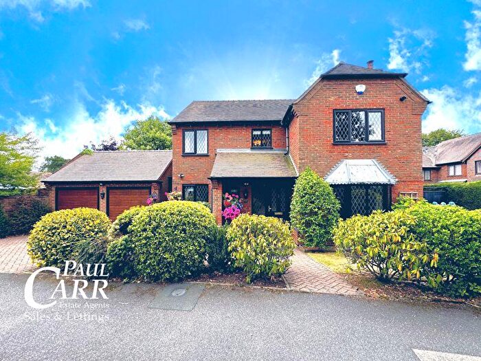 4 Bedroom Detached House For Sale In Dunton Close, Four Oaks, Sutton Coldfield, B75