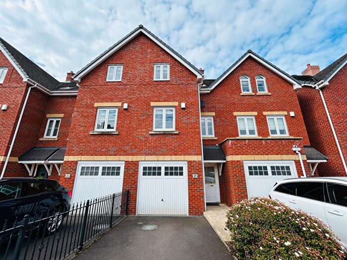 3 Bedroom Terraced House For Sale In Bridge Meadow, Lymm, WA13