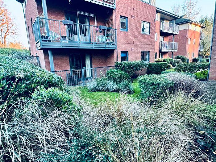 2 Bedroom Flat For Sale In Water End, Thorpe Meadows, Peterborough, PE3