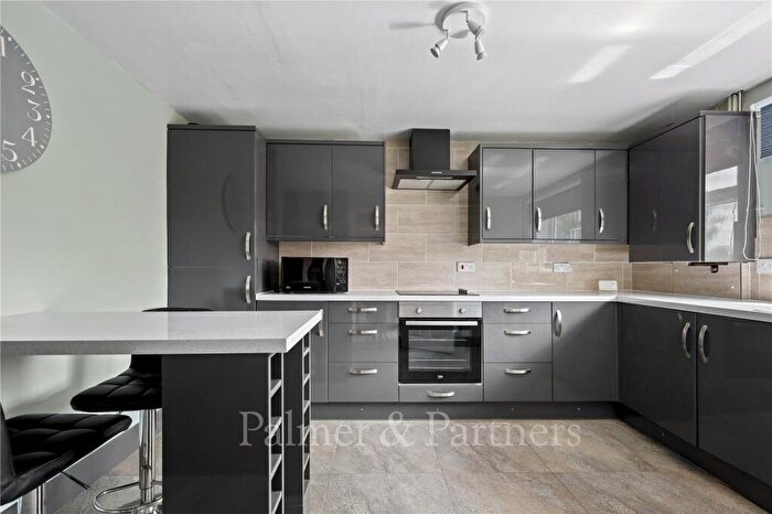 2 Bedroom Maisonette To Rent In De Staunton Close, Alresford, Colchester, Essex, CO7