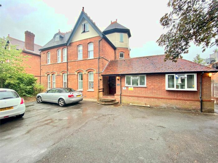 1 Bedroom Studio To Rent In Boyn Hill Avenue, Maidenhead, Berkshire, SL6