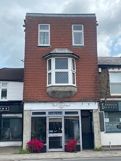 2 Bedroom Flat To Rent In High Street, Sheerness, ME12