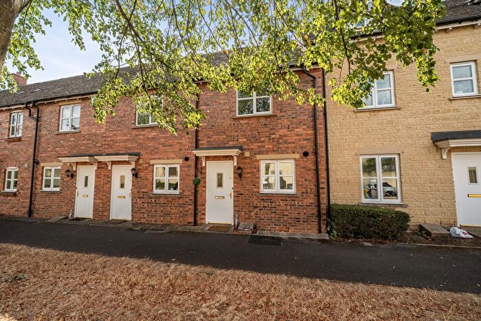 2 Bedroom Terraced House For Sale In Elmhurst Way, Carterton, Oxfordshire, OX18