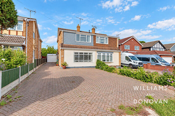 2 Bedroom Semi-Detached House For Sale In Cumberland Avenue, South Benfleet, SS7