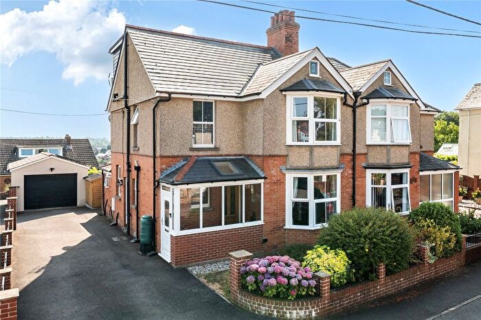 4 Bedroom Semi Detached House For Sale In Park Close, Tiverton, Devon, EX16