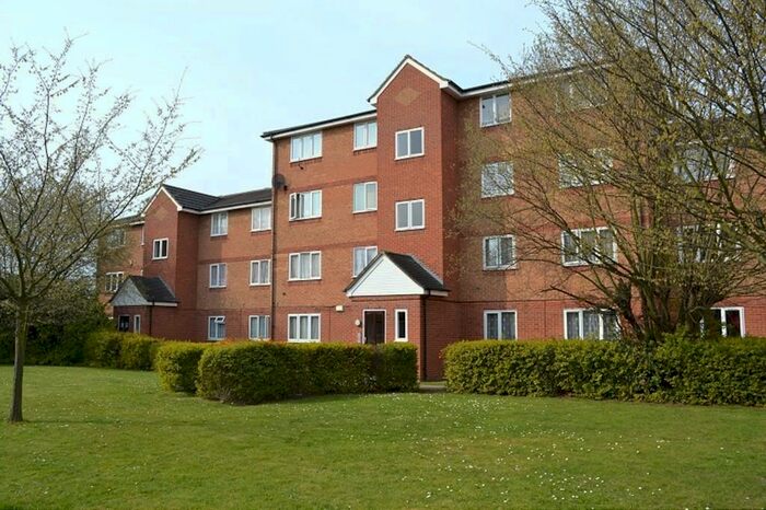 1 Bedroom Flat To Rent In Express Drive, Ilford, IG3